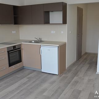Pronájem bytu 2+kk 37 m&sup2; Brno