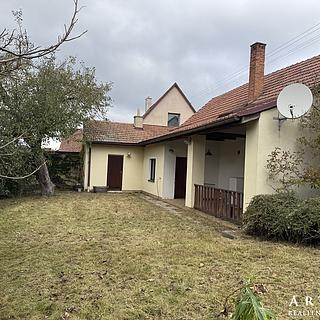 Prodej rodinného domu 80 m² Hostěnice