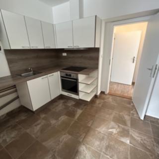 Pronájem bytu 1+1 36 m² Brno