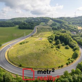 Prodej komerčního pozemku 35 315 m² Lipina