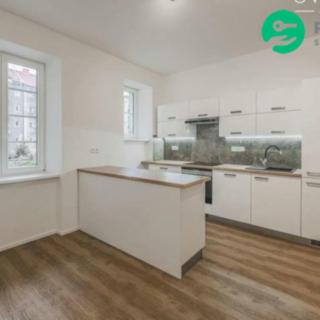 Pronájem bytu 3+kk 66 m² Hradec Králové