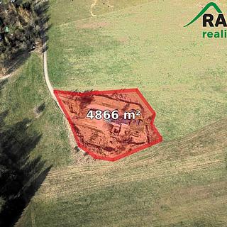 Prodej komerčního pozemku 4866 m&sup2; Lestkov