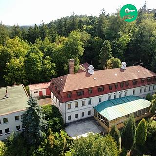 Prodej hotelu, penzionu 1720 m&sup2; Nové Město nad Metují