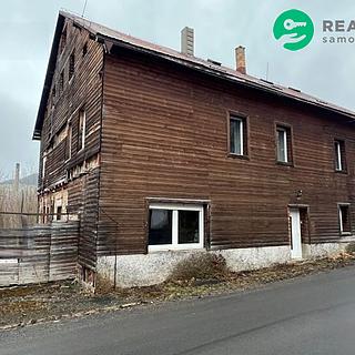 Prodej rodinného domu 700 m² Vejprty, Údolní