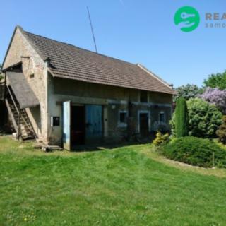 Prodej stavební parcely 3784 m² Niměřice