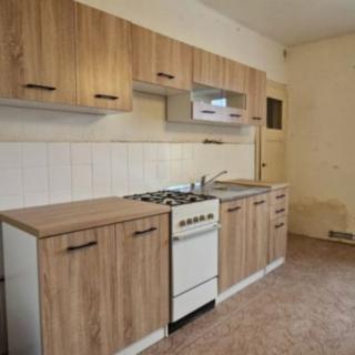 Pronájem bytu 3+1 112 m² Planá, Hřbitovní