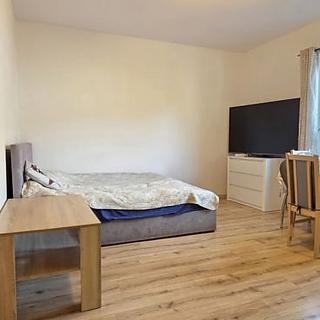 Pronájem bytu 1+kk, garsoniery 27 m&sup2; Tachov