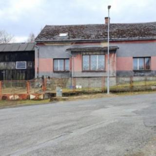 Prodej rodinného domu 187 m² Lesná, Lesná