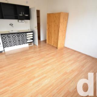 Pronájem bytu 1+kk, garsoniery 20 m² Kraslice