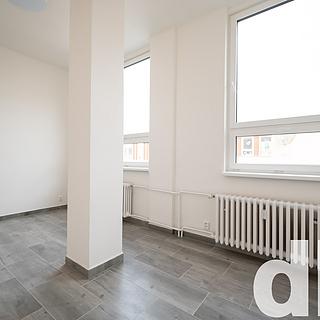 Pronájem ostatního komerčního prostoru 13 m² Karlovy Vary Rybáře, U Koupaliště