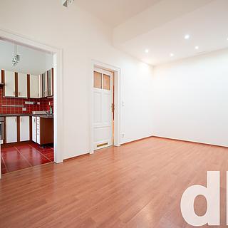 Pronájem bytu 3+1 100 m² Praha