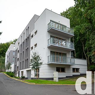 Prodej kanceláře 63 m² Karlovy Vary, Šumavská