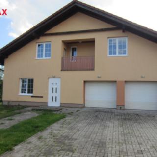 Prodej rodinného domu 304 m² Zdiby