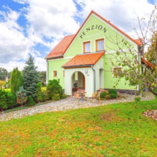 Prodej hotelu a penzionu 341 m² Třeboň Stará Hlína