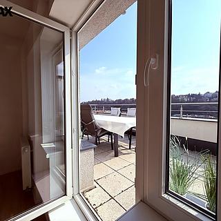 Pronájem bytu 2+kk 40 m² Praha Smíchov, Holečkova