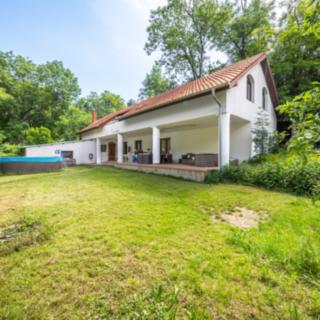 Prodej rodinného domu 190 m² Květnice