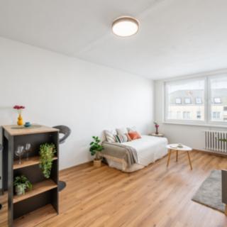 Pronájem bytu 2+kk 43 m² Praha
