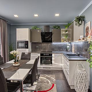 Prodej rodinného domu, 292m²