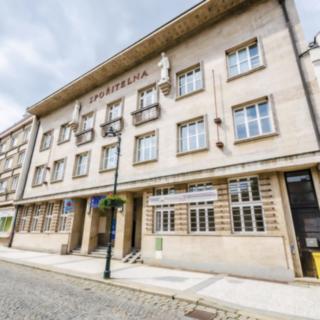 Pronájem kanceláře 44 m² Louny, Mírové náměstí