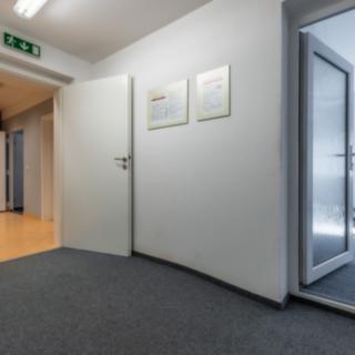 Pronájem kanceláře 175 m² Praha