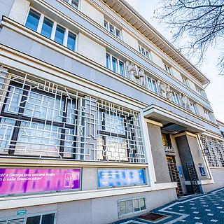 Pronájem kanceláře 148 m² Roudnice nad Labem, Karlovo náměstí