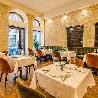 Pronájem restaurace 295 m&sup2; Praha