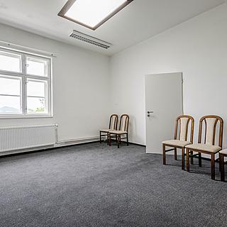 Pronájem kanceláře 25 m² Louny, Mírové náměstí