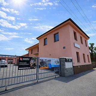Prodej ostatního komerčního prostoru 1 075 m² Zaječice