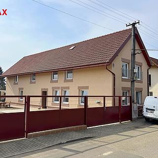 Prodej rodinného domu 235 m&sup2; Hořín