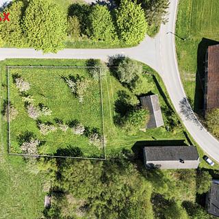 Prodej stavební parcely 1 102 m² Chrtníč