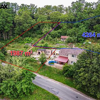 Prodej stavební parcely 4 264 m² Kropáčova Vrutice