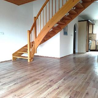 Pronájem rodinného domu 90 m² Květnice, Čtyřlístková