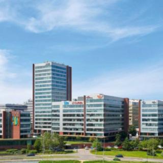 Pronájem kanceláře 621 m² Praha