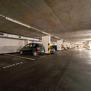 Pronájem parkovacího místa 12 m² Praha Vysočany, Podkovářská