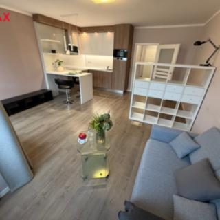 Pronájem bytu 1+kk, garsoniery 45 m² Praha