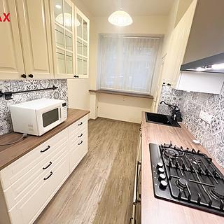 Pronájem bytu 2+1 61 m² Praha