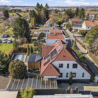 Prodej rodinného domu 285 m&sup2; Čestlice