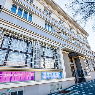 Pronájem kanceláře 148 m² Roudnice nad Labem, Karlovo náměstí