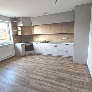 Prodej bytu 4+kk 151 m² Přísnotice