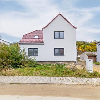 Prodej rodinného domu 212 m² Lhota Rapotina