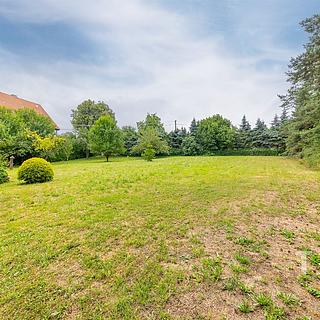 Prodej stavební parcely 1 047 m² Vranová