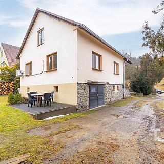 Prodej rodinného domu 322 m² Drnovice