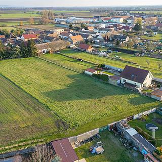 Prodej stavební parcely 3 636 m² Hlízov