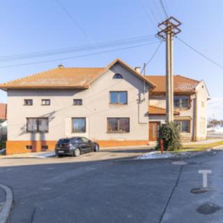 Prodej rodinného domu 280 m² Blazice