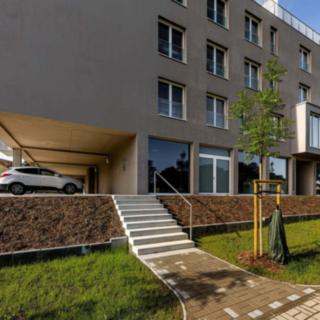 Prodej bytu 4+kk 115 m² Praha Hostavice, Českobrodská