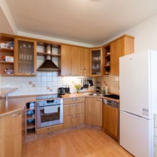 Pronájem bytu 2+kk 54 m² Jesenice, Mezi Domy