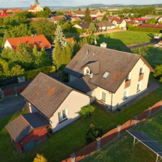 Prodej rodinného domu 194 m² Cerhovice