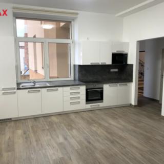 Pronájem bytu 4+kk 111 m² Plzeň