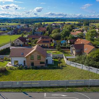 Prodej stavební parcely 1 539 m² Mokrovraty