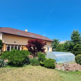 Prodej rodinného domu 300 m² Malá Hraštice